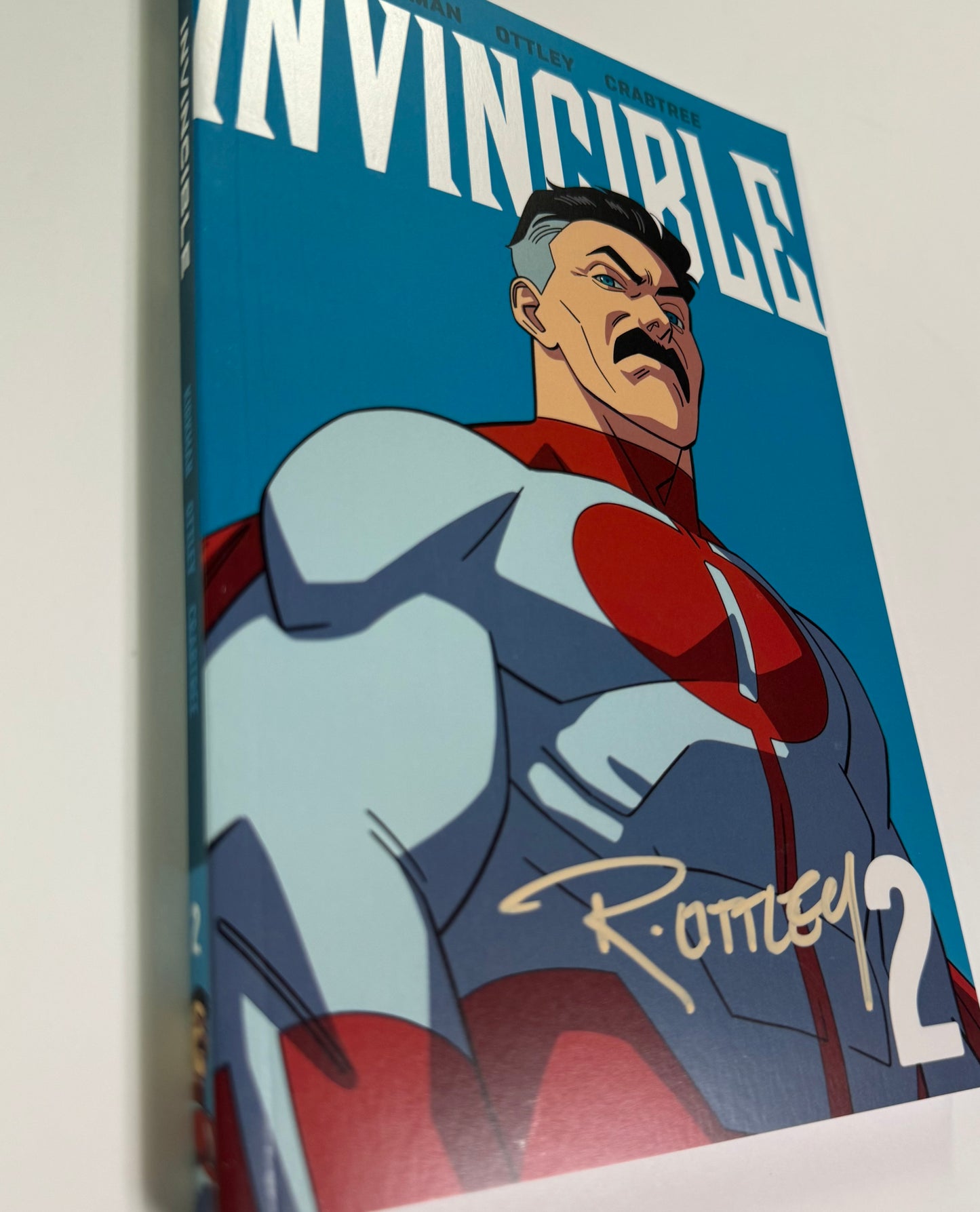 INVINCIBLE NEW VOLUME 2