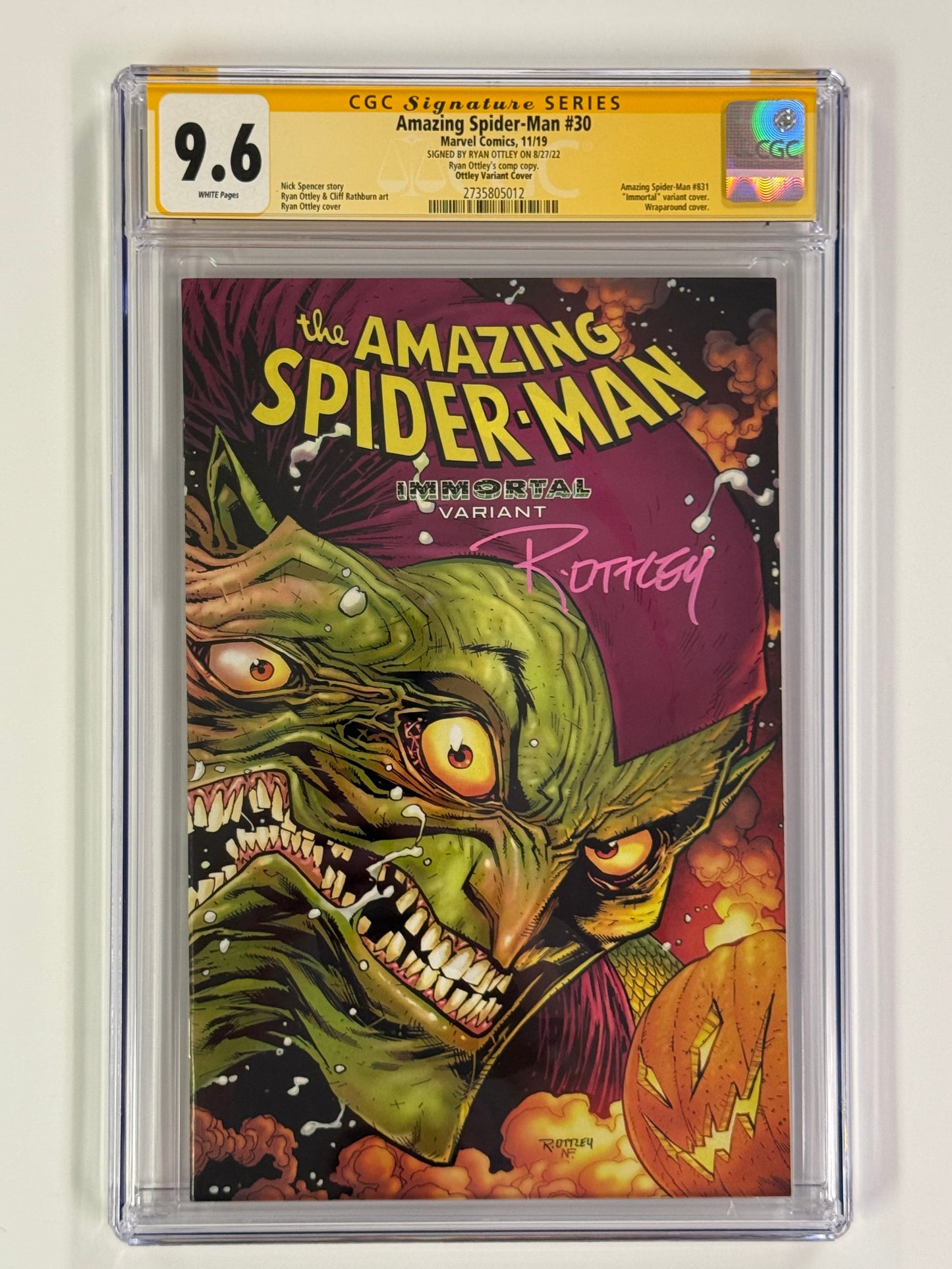CGC SIGNATURE SERIES 9.6 - THE AMAZING SPIDER-MAN 30 IMMORTAL VARIANT