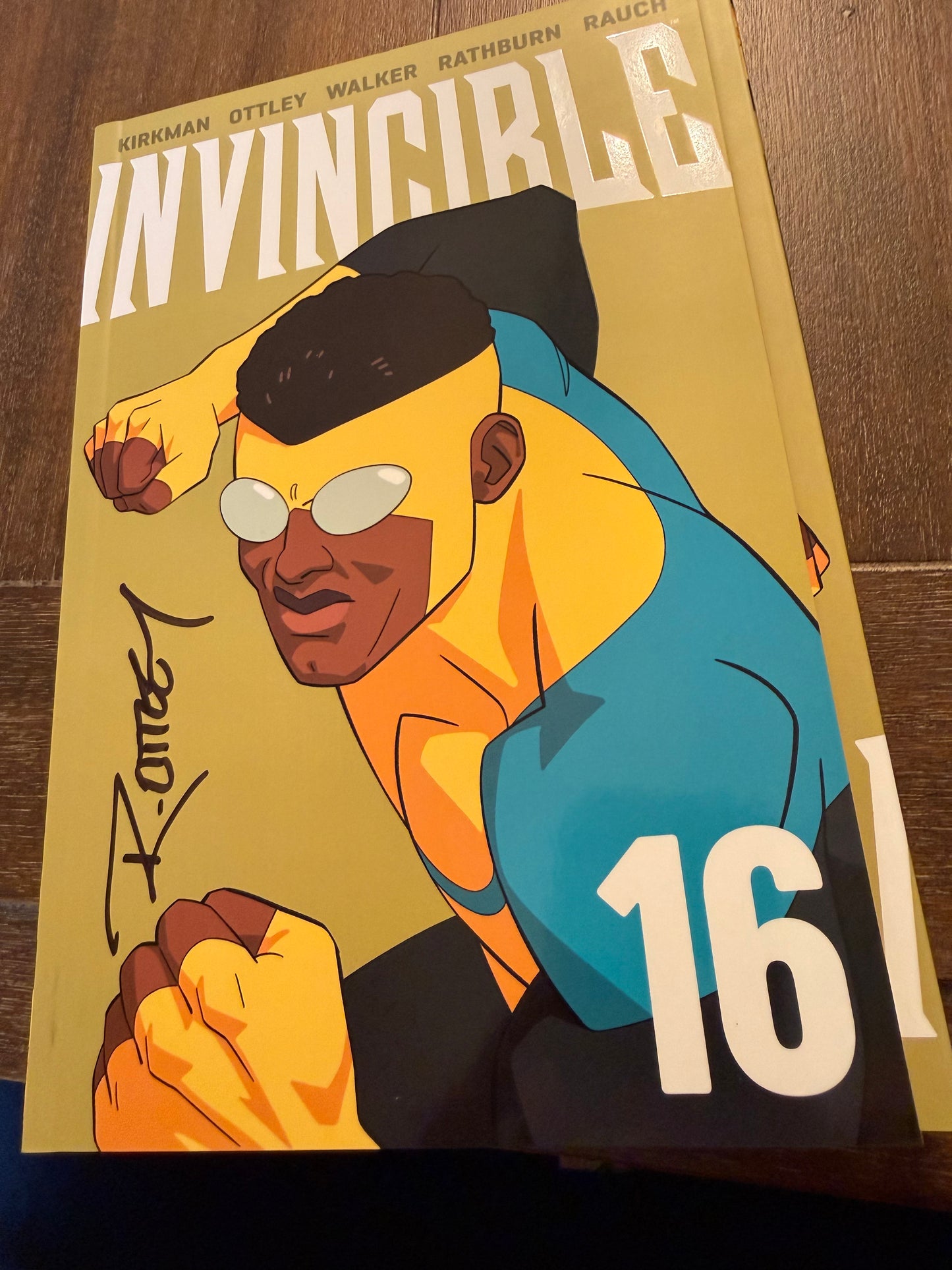 INVINCIBLE NEW EDITION 16