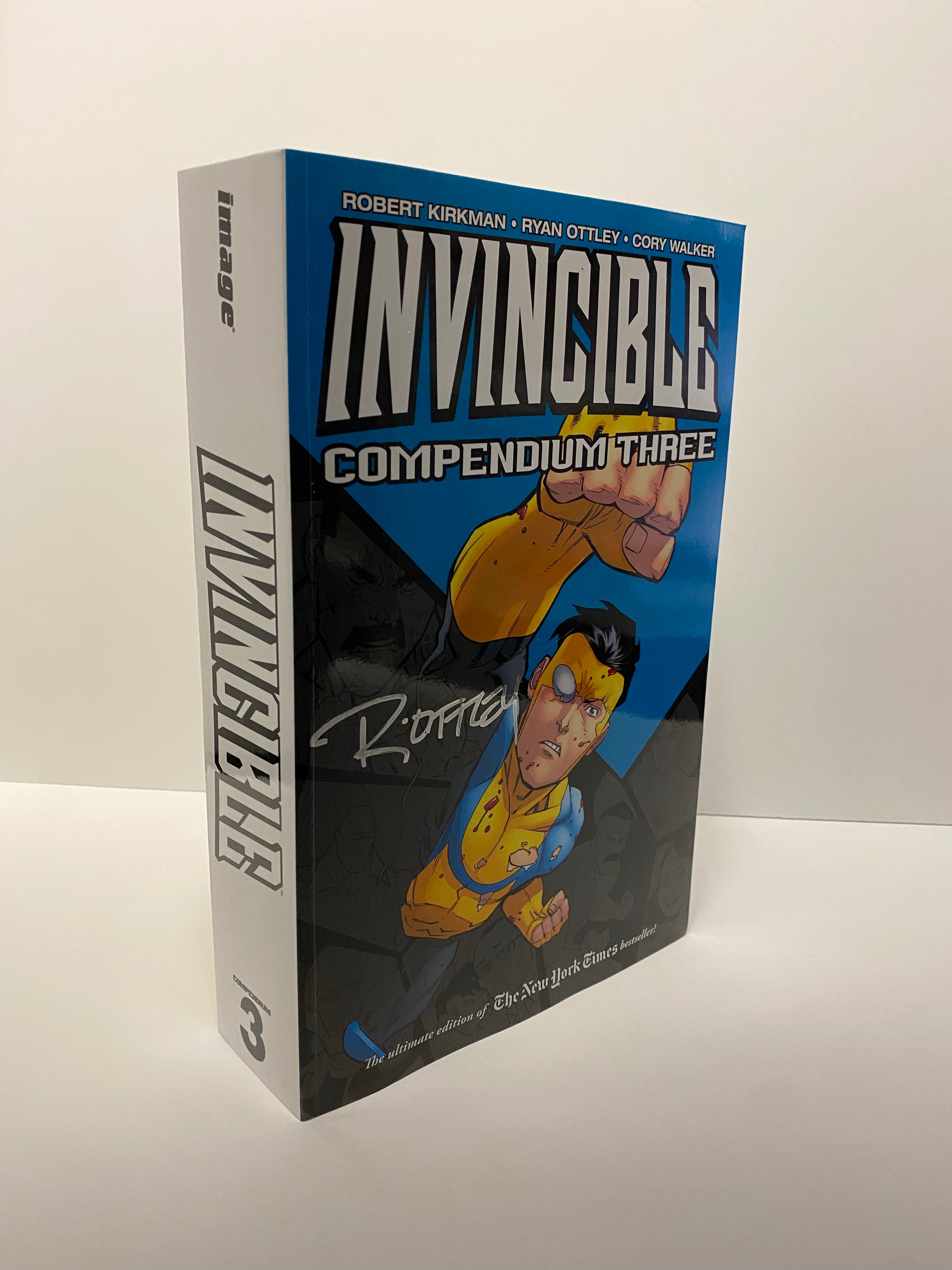 Buy Invincible Compendium Hardcover Volume 1