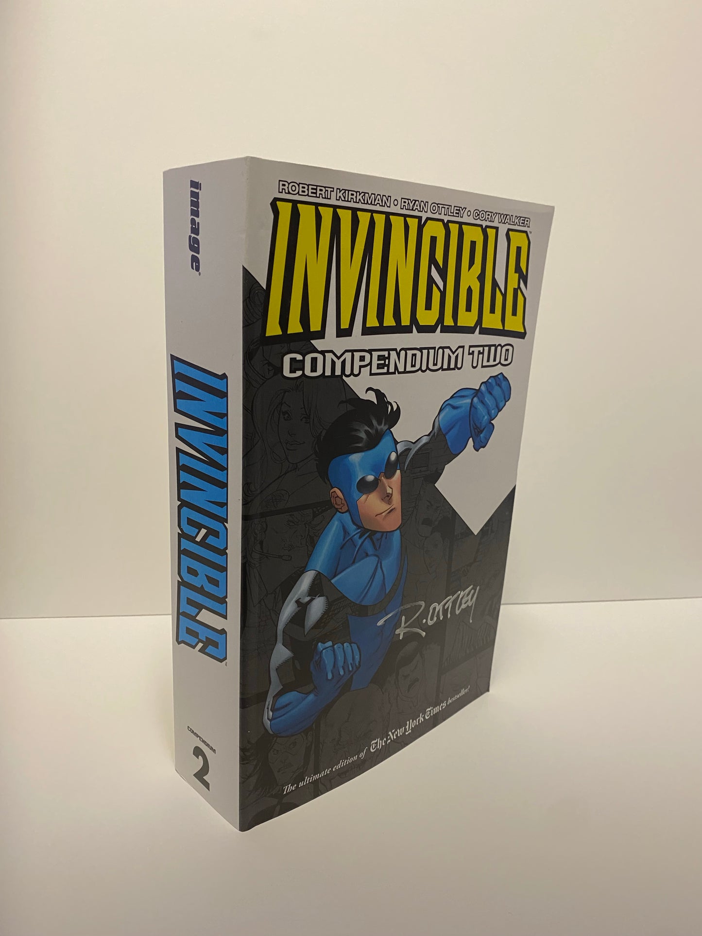 INVINCIBLE COMPENDIUM TWO